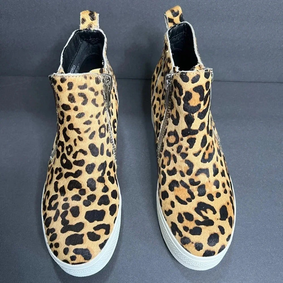 Steve Madden cow hide fur leopard print sneakers zipper size 7 - Picture 3 of 12